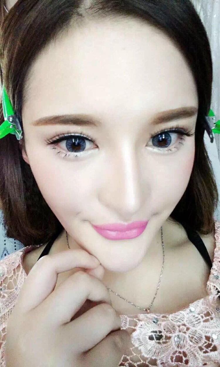 Ohh-浙江省·杭州市·上城区--承接 平面 网拍 淘宝 寄拍 买家秀 婚纱摄影妆面,各种不同风格都可以驾驭,有平面模特的一定经验