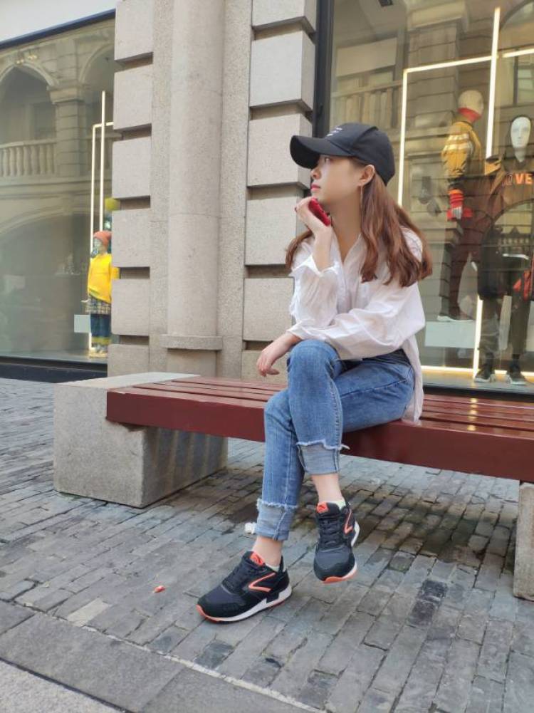 qu--湖北省·武汉市·江岸区--我女朋友当模特,时间教闲想做网拍,有需要联系我