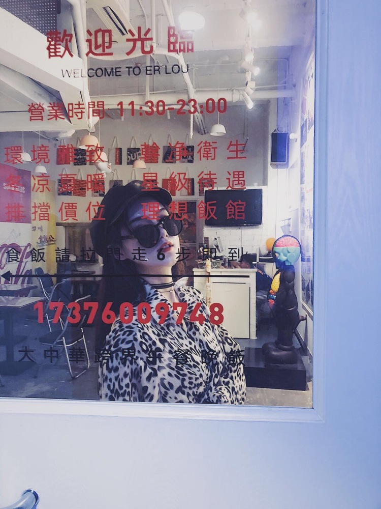작은 별-广西壮族自治区·南宁市·青秀区--坐标南宁 承接婚纱 广告 平面 网拍模特 有意合作可以了解下 私房勿扰 拒绝私房!!!