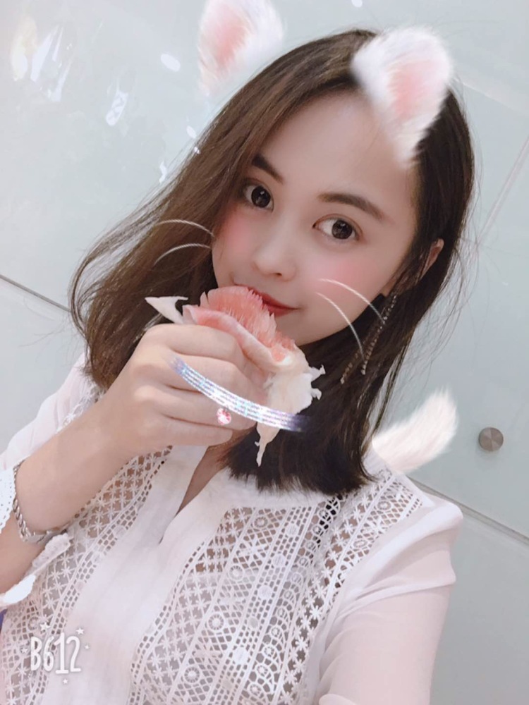 Ding丁-广东省·深圳市·龙华区--新人入驻,可接买家秀,从事模特行业专门为板鞋衣服摆拍,有机会多多合作
