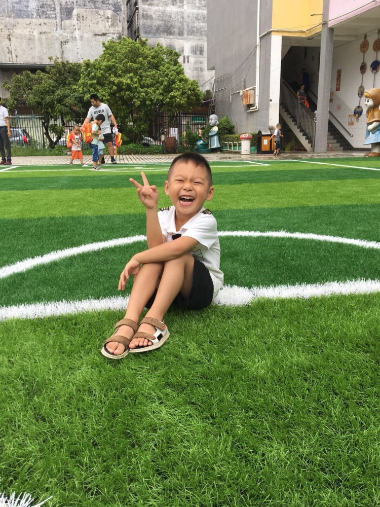 冰淇淋-广西壮族自治区·玉林市·博白县--家有萌宝两枚有需要小模特的吗???