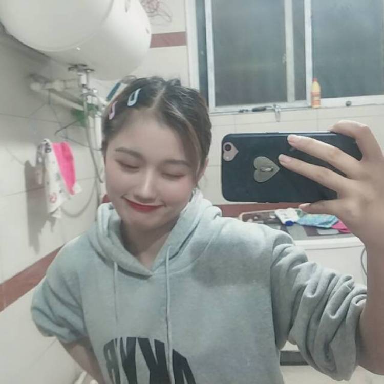 女友-江西省·九江市·濂溪区--身高162 体重88 可咸可甜 接各类型网拍 or买家秀 QAQ