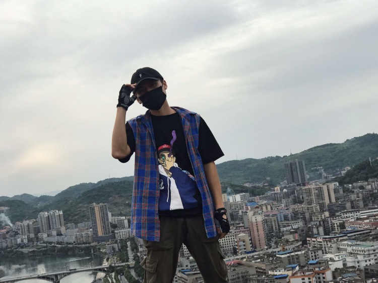 叫我强仔?-湖南省·娄底市·娄星区--新人报到