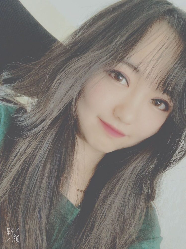 Tmints_一-山西省·大同市·城区--新美瞳无敌好看，还缺一个美美的眼影盘……哈哈。希望被单子砸死