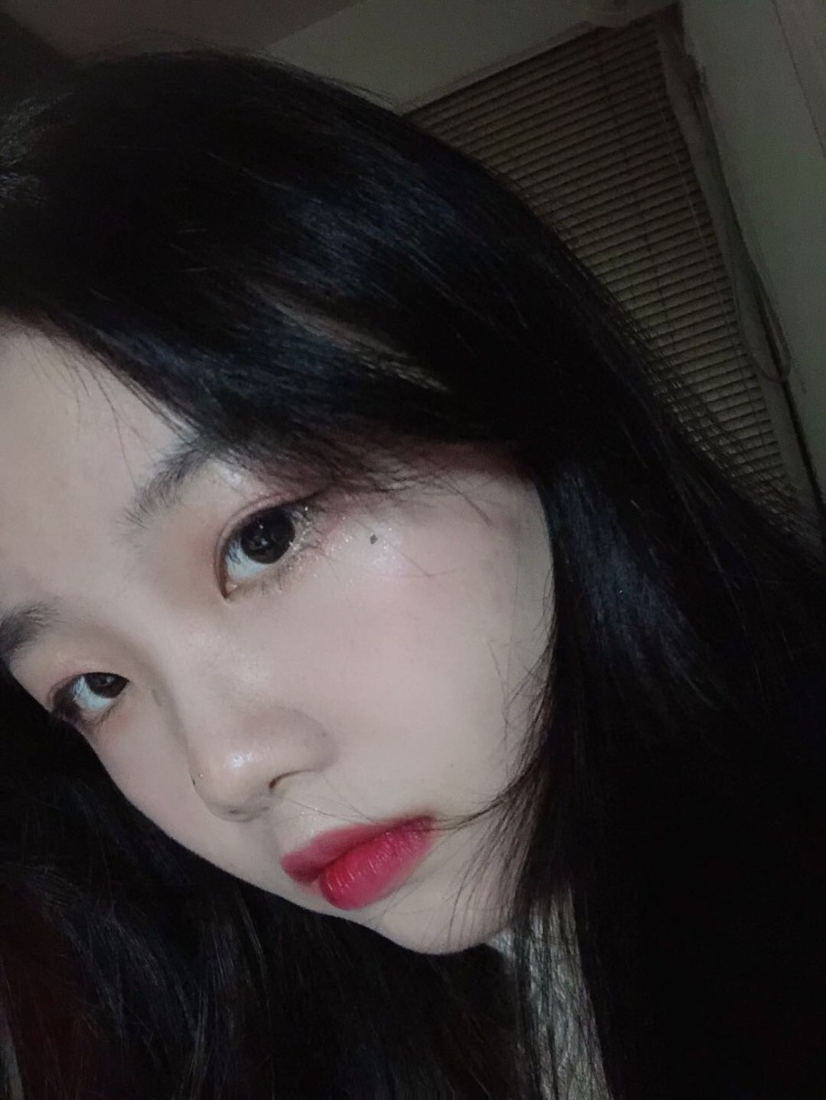 什么叫熬夜我没听说过-重庆市·重庆市·渝中区--美妆 衣服