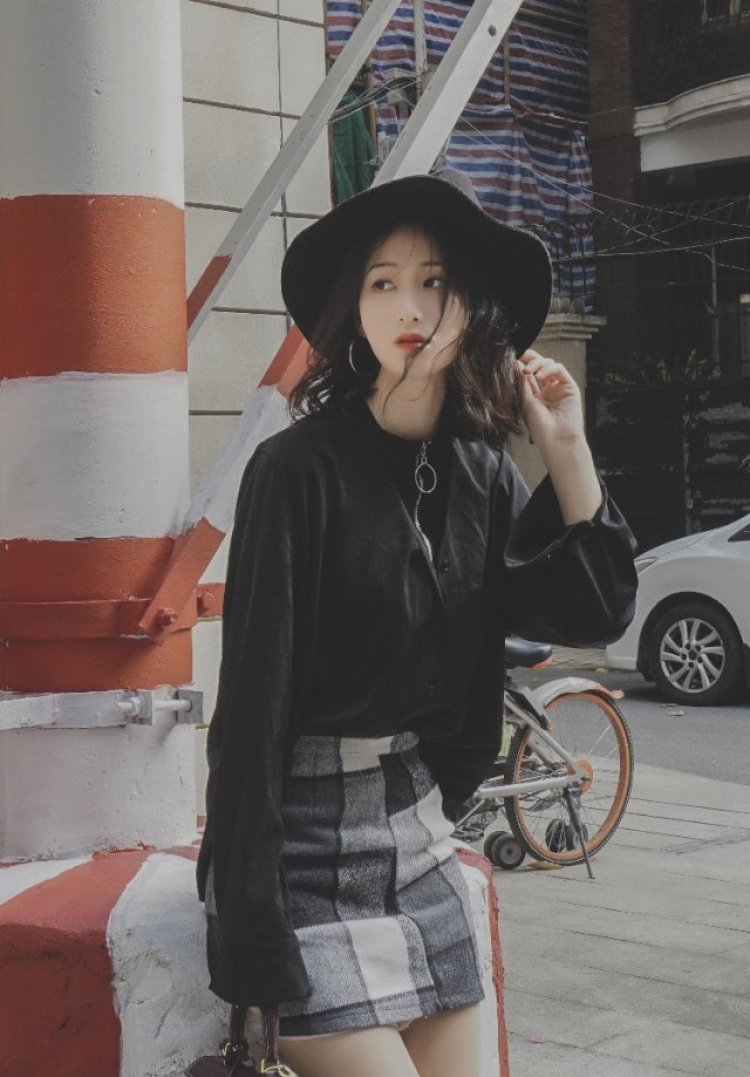 Zola.-广东省·广州市·番禺区--接买家秀,帽子化妆品服装等