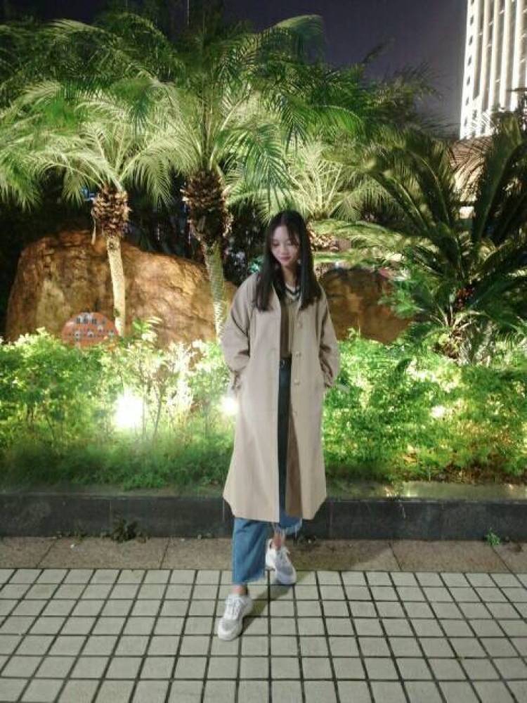 喋喋以喋以喋喋-广西壮族自治区·贺州市·八步区--接单 衣服 口红 包包 耳环 都可以~~~