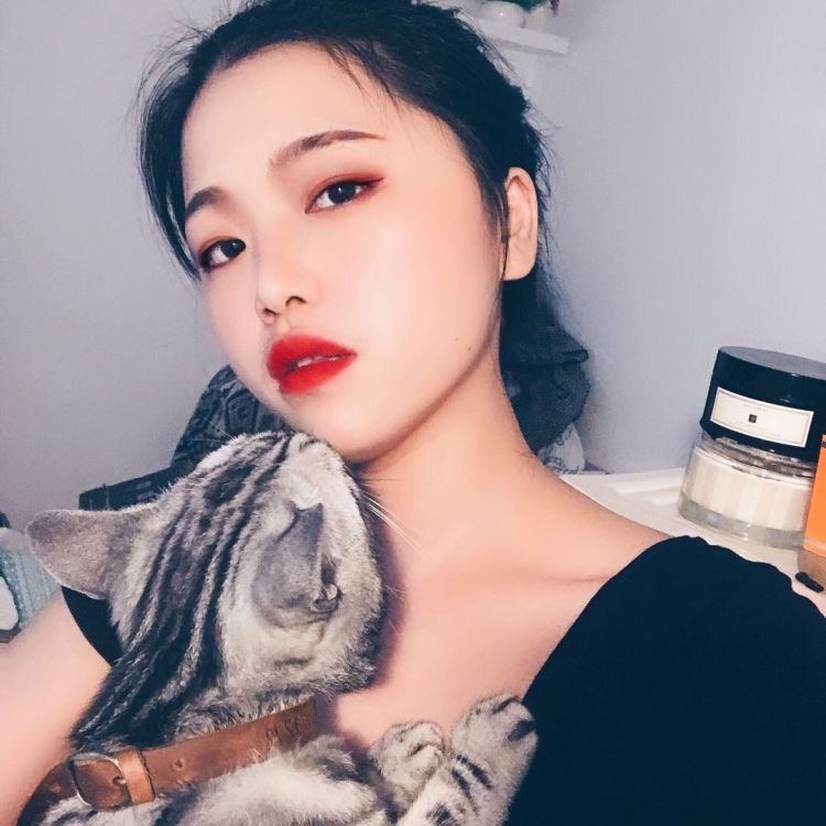 심미예요.-浙江省·杭州市·江干区--承接各类买家秀。服装，饰品，化妆品都可。期待的风格可事先强调。欢迎砸单。