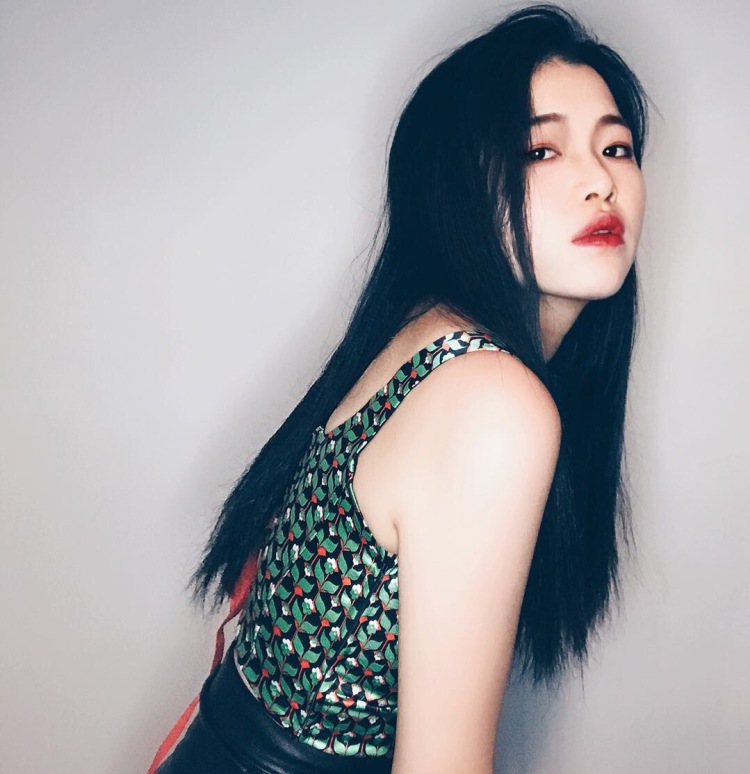심미예요.-浙江省·杭州市·江干区--承接各类买家秀。服装,饰品,化妆品都可。期待的风格可事先强调。欢迎砸单。