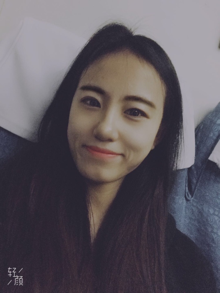 Ccc橙子-山西省·忻州市·忻府区--这是我的自拍秀，可以驾驭多种风格
