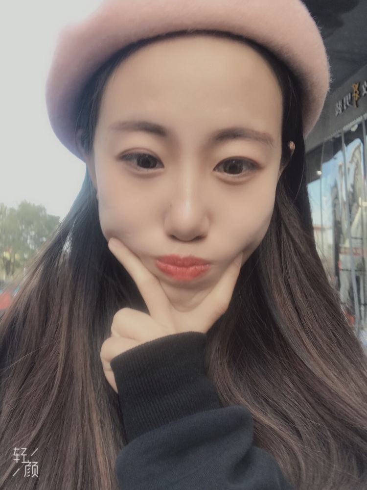 Ccc橙子-山西省·忻州市·忻府区--这是我的自拍秀，可以驾驭多种风格