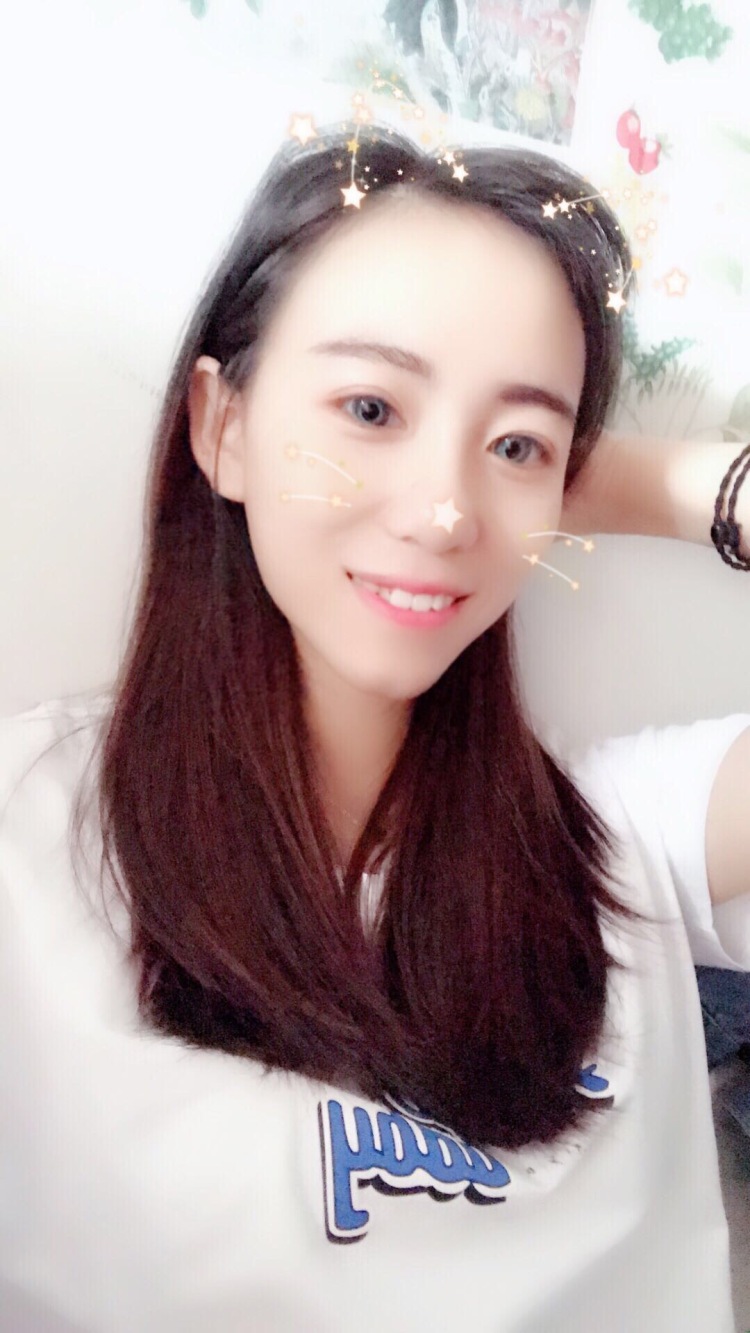 Ccc橙子-山西省·忻州市·忻府区--这是我的自拍秀，可以驾驭多种风格