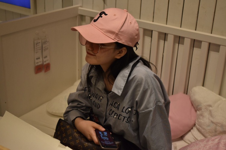 象个猪-陕西省·西安市·莲湖区--嘻嘻