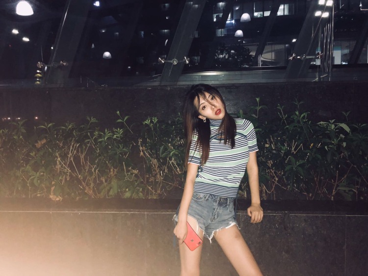 刘伊苒-广东省·深圳市·龙华新区--恰好你喜欢 刚好我也在