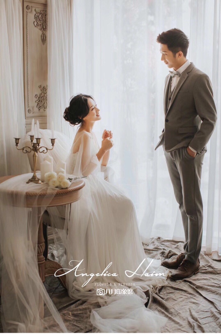 작은 별-广西壮族自治区·南宁市·青秀区--【复古门】#婚纱样片
坐标南宁 承接婚纱 平面 网拍 有需要合作可以互加 欢迎合作!私房勿扰 外地勿扰