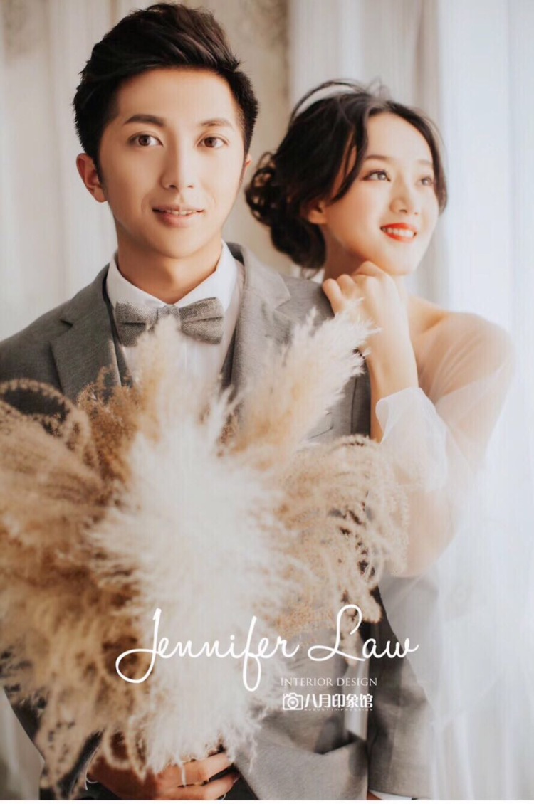 작은 별-广西壮族自治区·南宁市·青秀区--【复古门】#婚纱样片
坐标南宁 承接婚纱 平面 网拍 有需要合作可以互加 欢迎合作!私房勿扰 外地勿扰