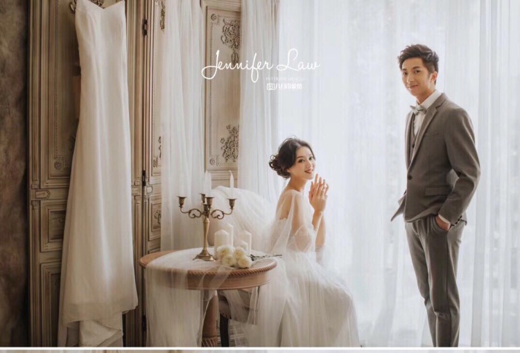 작은 별-广西壮族自治区·南宁市·青秀区--【复古门】#婚纱样片
坐标南宁 承接婚纱 平面 网拍 有需要合作可以互加 欢迎合作!私房勿扰 外地勿扰