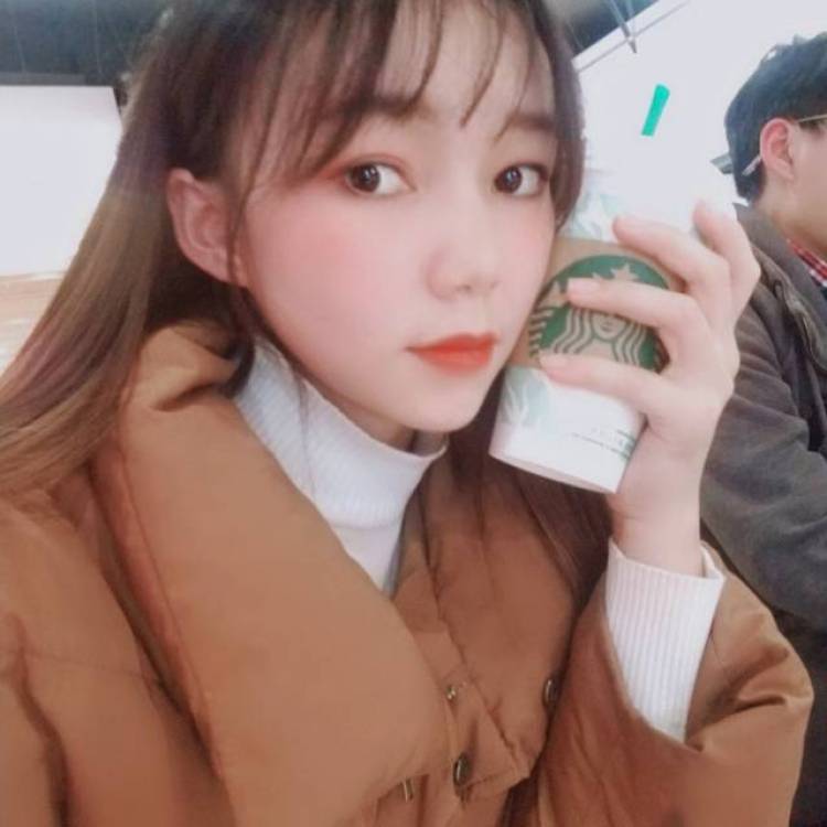 仙人掌味的仙女-贵州省·贵阳市·南明区--美瞳，耳饰，头饰，首饰，口红，眼影，可接单