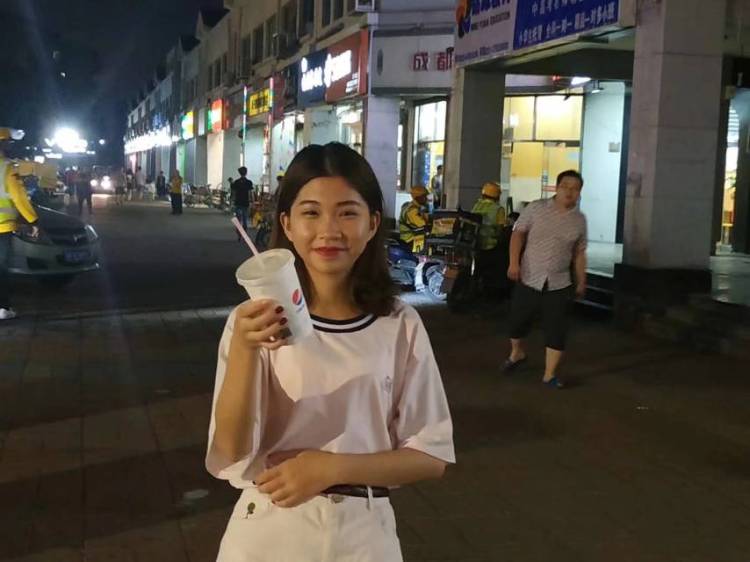 亿万少女的梦-天津市·天津市·西青区--长得好看