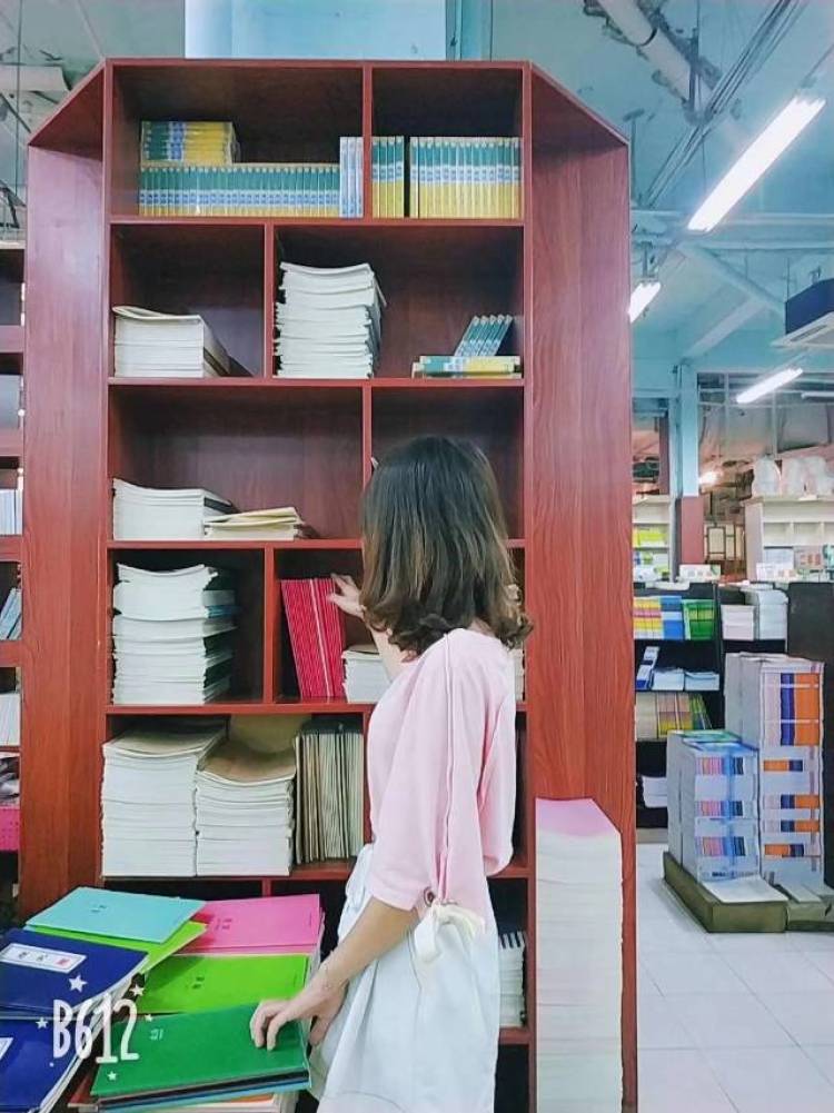 亿万少女的梦-天津市·天津市·西青区--长得好看
