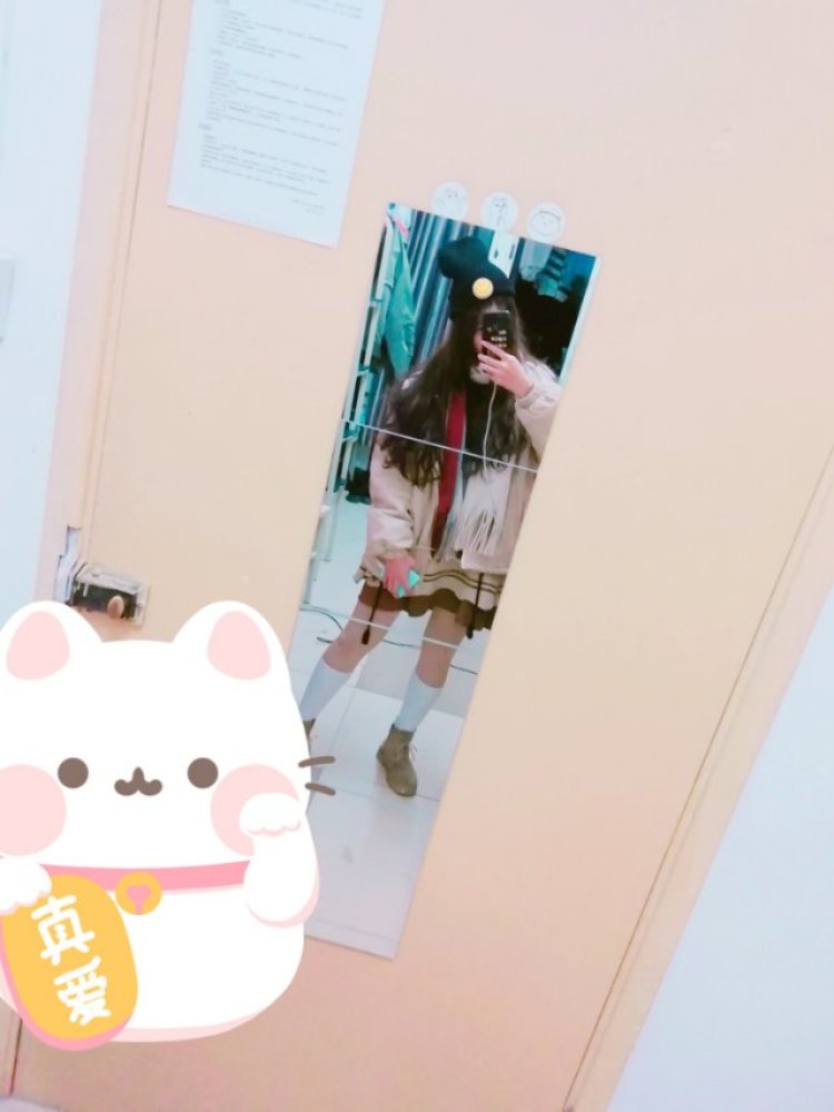 卿研-四川省·成都市·龙泉驿区--帽子嘻嘻嘻,冬天戴着很阔爱噢