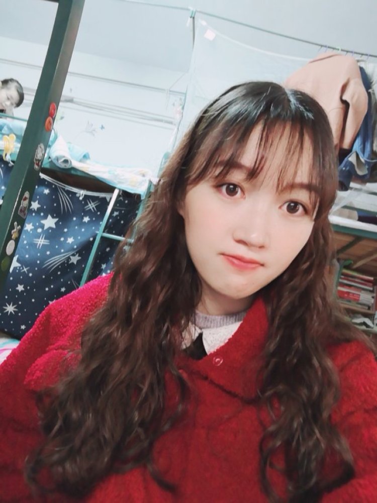 小孩，你过来-安徽省·阜阳市·颍州区--160，48kg,会p脸p腿，接买家秀，有诚意来，不要坑我