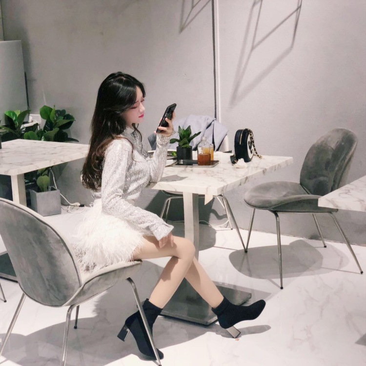 작은 별-广西壮族自治区·南宁市·青秀区--坐标南宁 承接网拍 婚纱 街拍 服饰拍摄