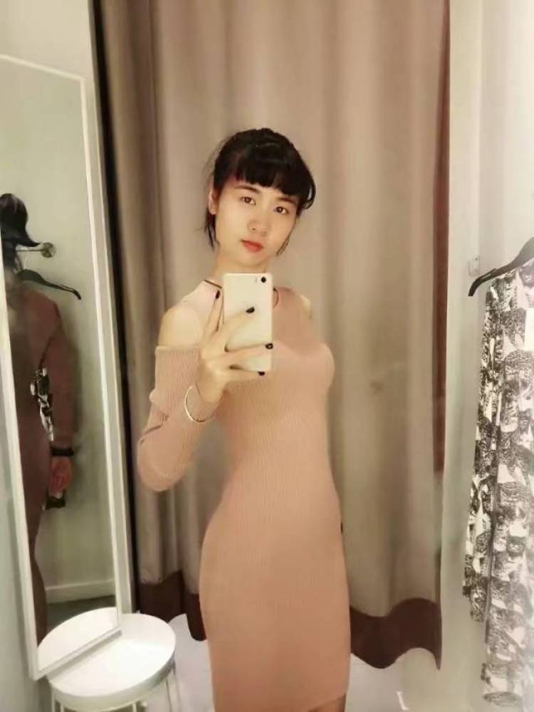 思思姐姐-重庆市·重庆市·沙坪坝区--接网拍
身高165cm 体重47kg
会钢琴 会唱歌
家有兔兔