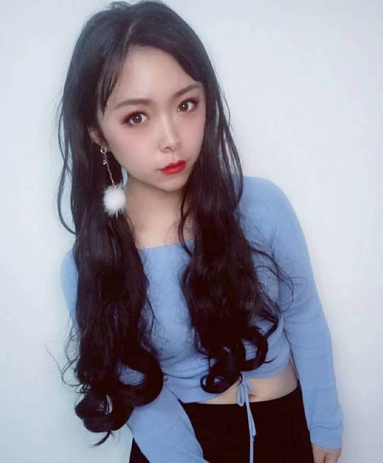 啵哟-辽宁省·大连市·旅顺口区--接寄拍,衣服头饰,帽子,耳环,假发各种风格都可以