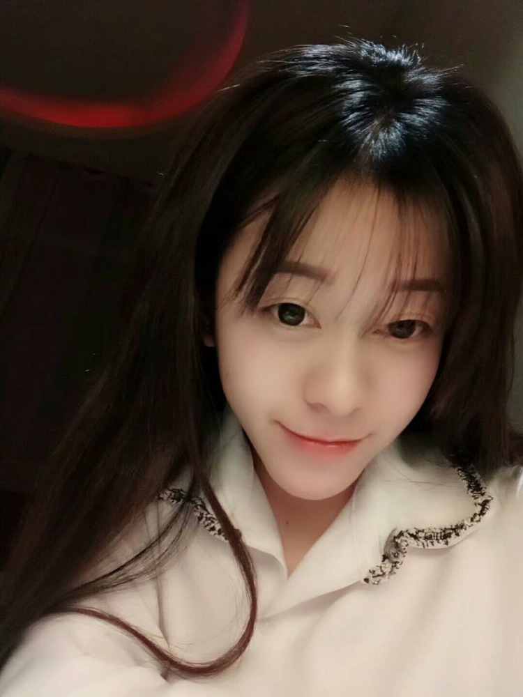 柚子甜不甜-吉林省·吉林市·昌邑区--手残不会全身拍…地区东北吉林.如有邀请希望合作愉快