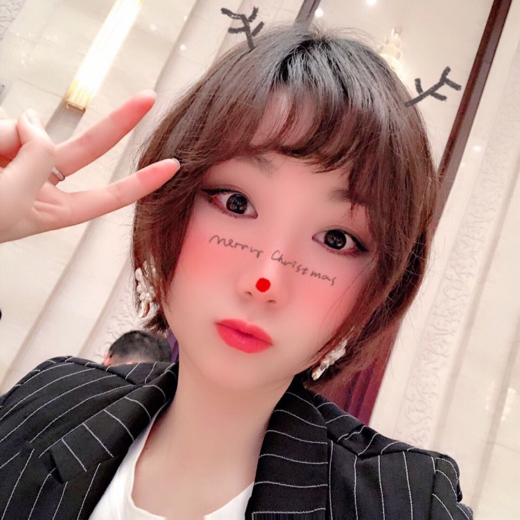 灿灿?-江苏省·苏州市·昆山市--平时自拍照?