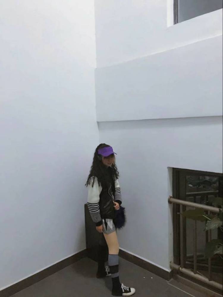Gloria-江西省·南昌市·南昌县-微博快手美图秀秀社区-网拍模特? 滴滴