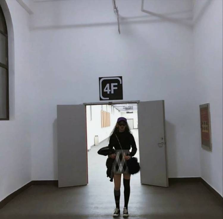 Gloria-江西省·南昌市·南昌县-微博快手美图秀秀社区-网拍模特? 滴滴