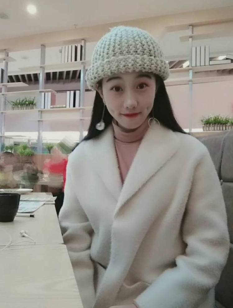 Yilia-广东省·广州市·天河区--日常拍摄☺
可接买家秀，模特网拍，免费试用及视频拍摄喲️