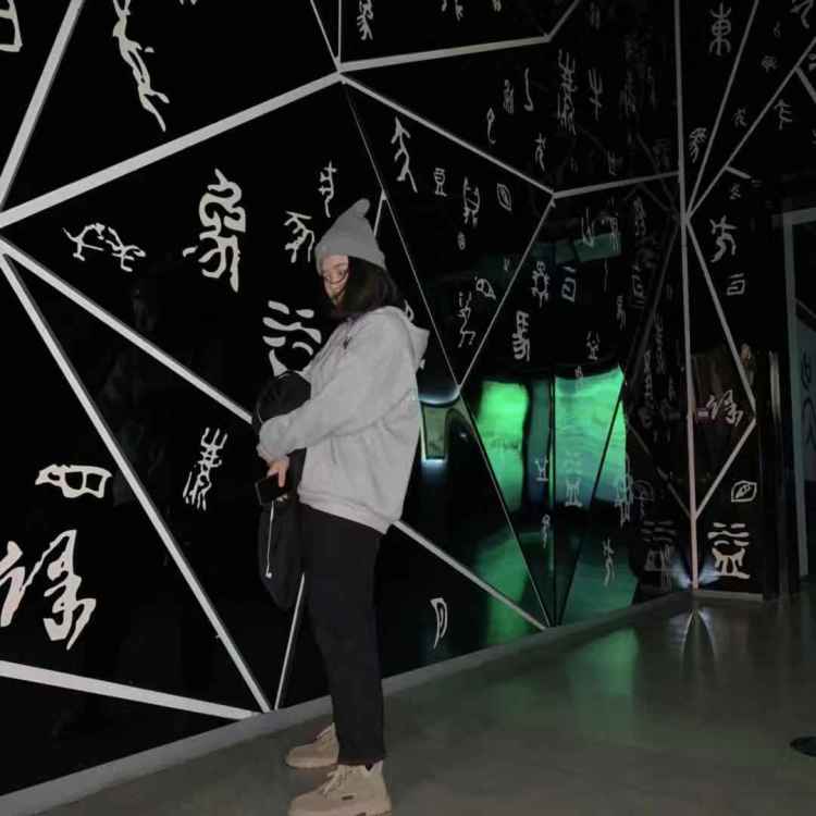 彩虹-江苏省·南京市·秦淮区--买家秀，网拍，微胖，欧美风甜美风都OK