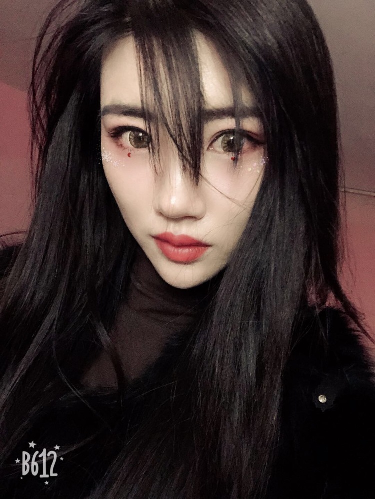 梅子.-陕西省·西安市·新城区--自拍照