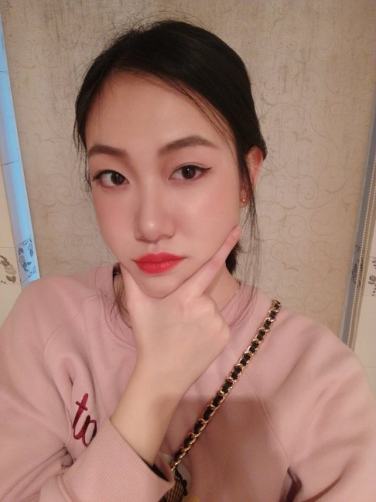 WZQ?-湖北省·武汉市·武昌区-微博知乎朋友圈-接寄拍送拍哦!!快点眼熟我哇各位!!