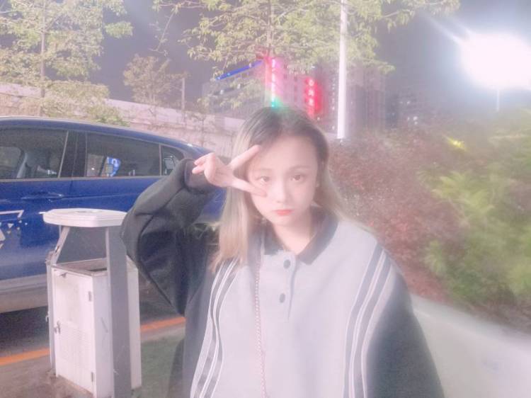 -广东省·珠海市·香洲区--网拍 自拍 各种风格 求选