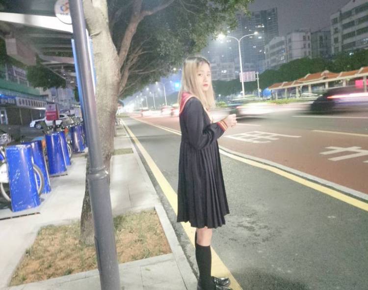 -广东省·珠海市·香洲区--网拍 自拍 各种风格 求选
