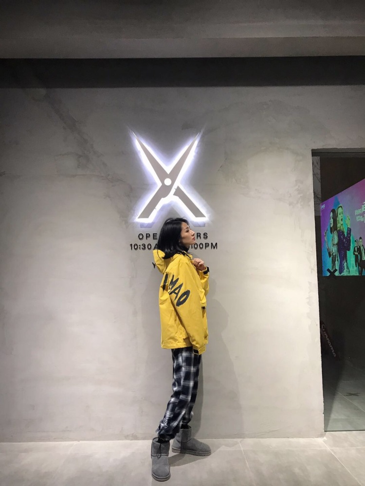 ?-江苏省·扬州市·邗江区--今日份拍摄,工装服,暗黑毛衣+纱裙 ,接各种详情单。买家秀。脾气好,出图快,适应各种风格