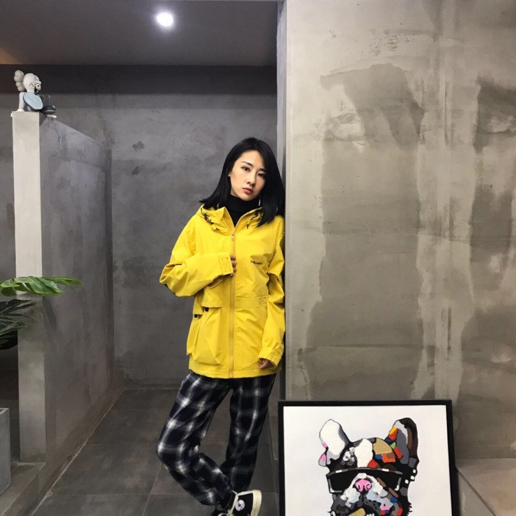 ?-江苏省·扬州市·邗江区--今日份拍摄,工装服,暗黑毛衣+纱裙 ,接各种详情单。买家秀。脾气好,出图快,适应各种风格