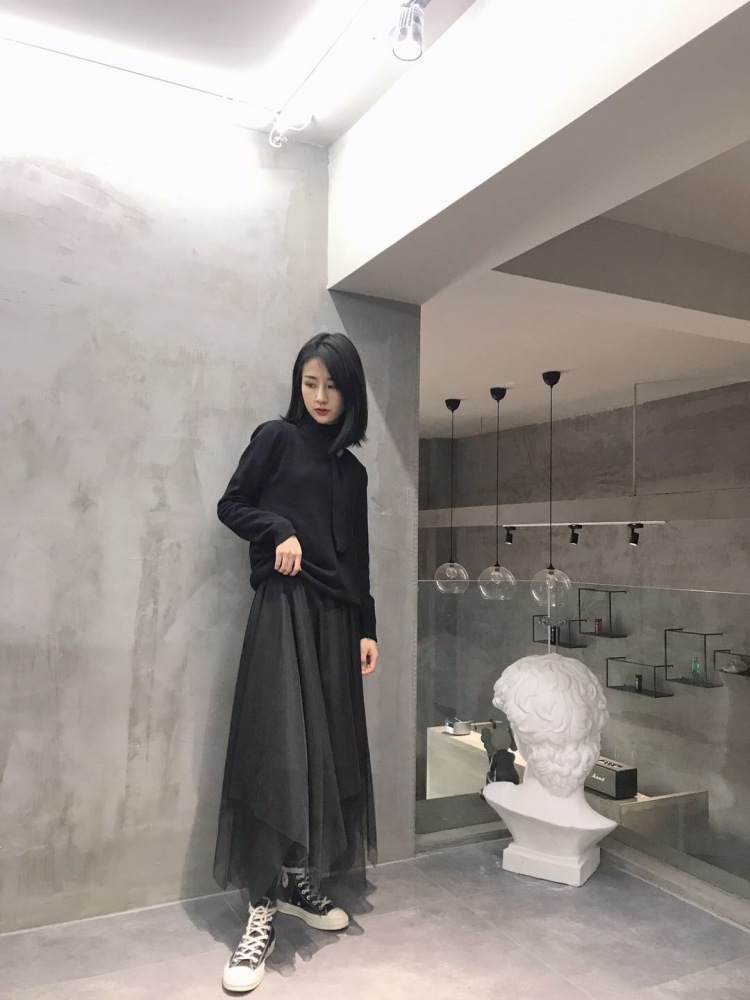 ?-江苏省·扬州市·邗江区--今日份拍摄,工装服,暗黑毛衣+纱裙 ,接各种详情单。买家秀。脾气好,出图快,适应各种风格