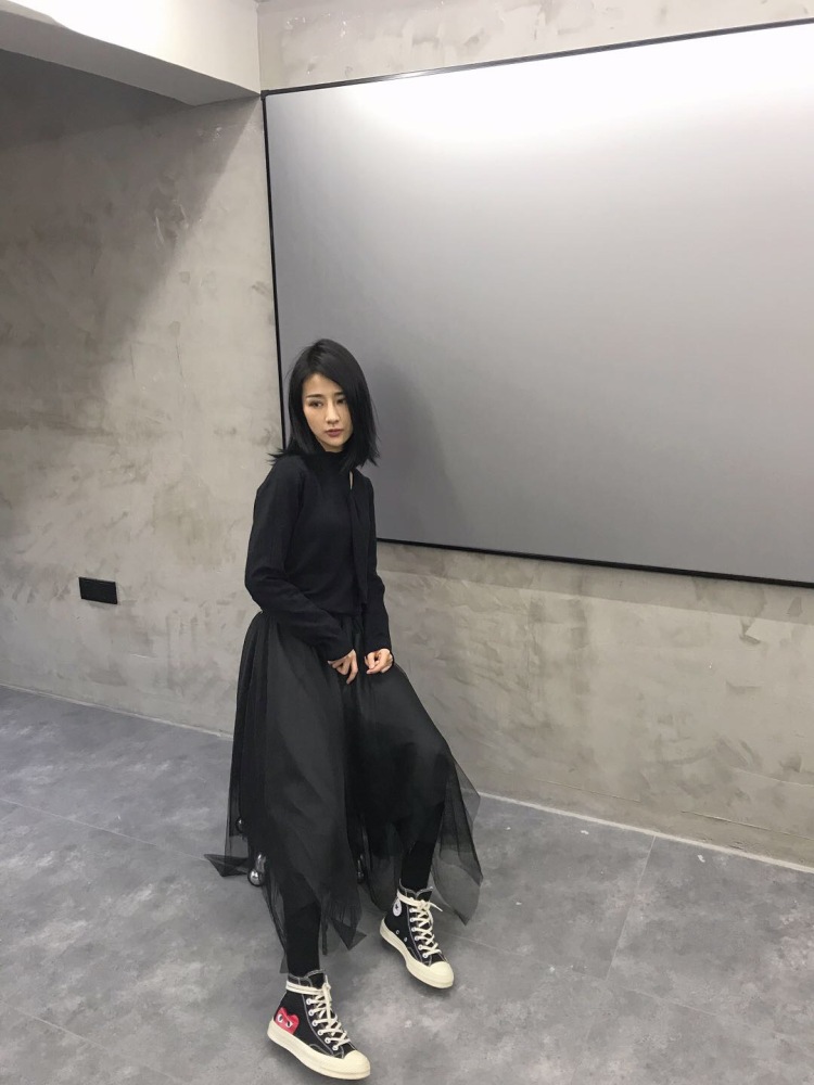 ?-江苏省·扬州市·邗江区--今日份拍摄,工装服,暗黑毛衣+纱裙 ,接各种详情单。买家秀。脾气好,出图快,适应各种风格