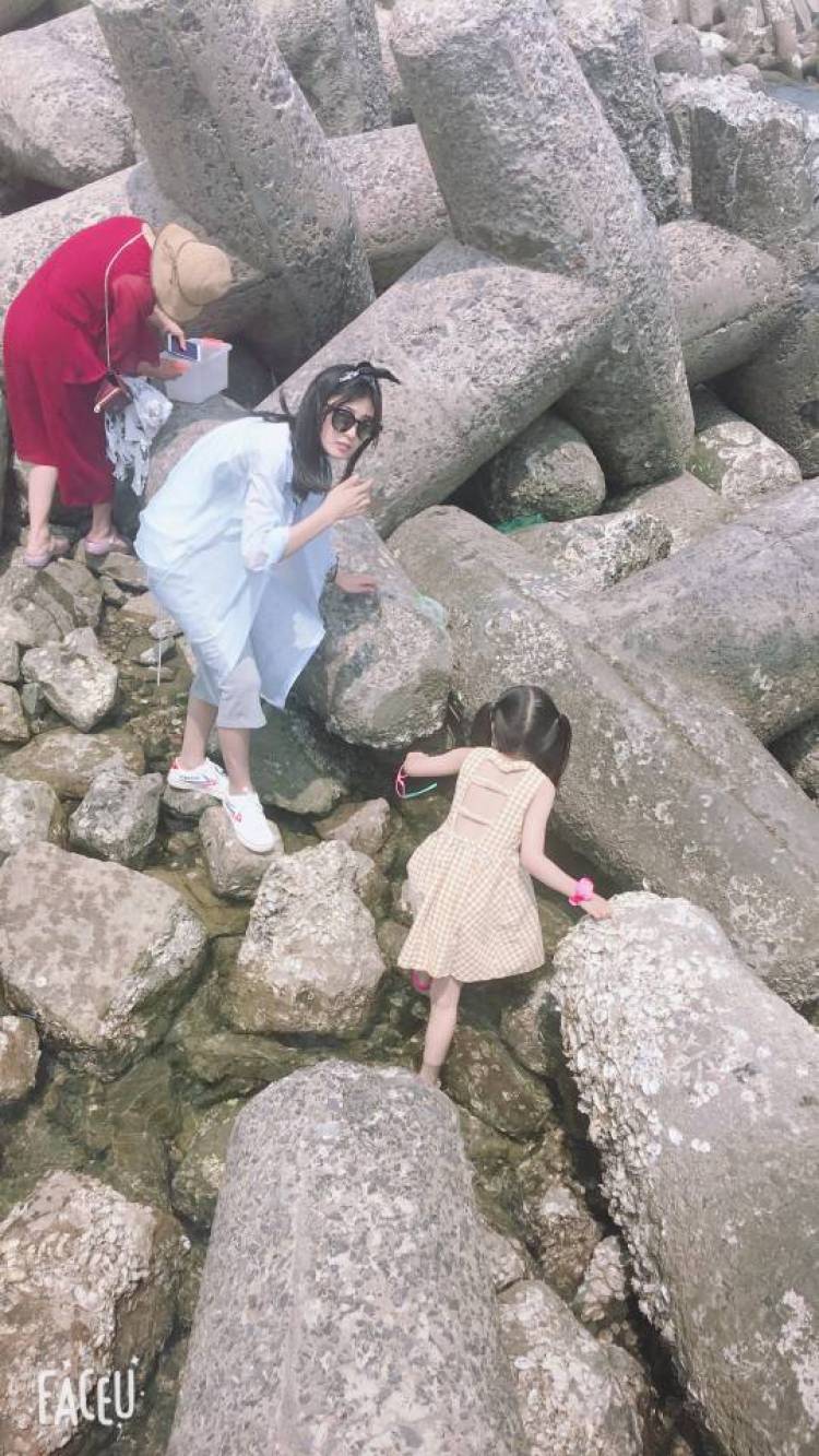 ??-山东省·东营市·河口区--身高167厘米   体重43千克