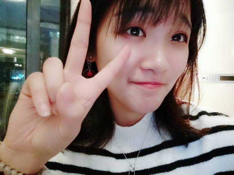 安湘玉-河南省·郑州市·金水区--有意接单!衣服包包鞋子饰品吃的用的均可!