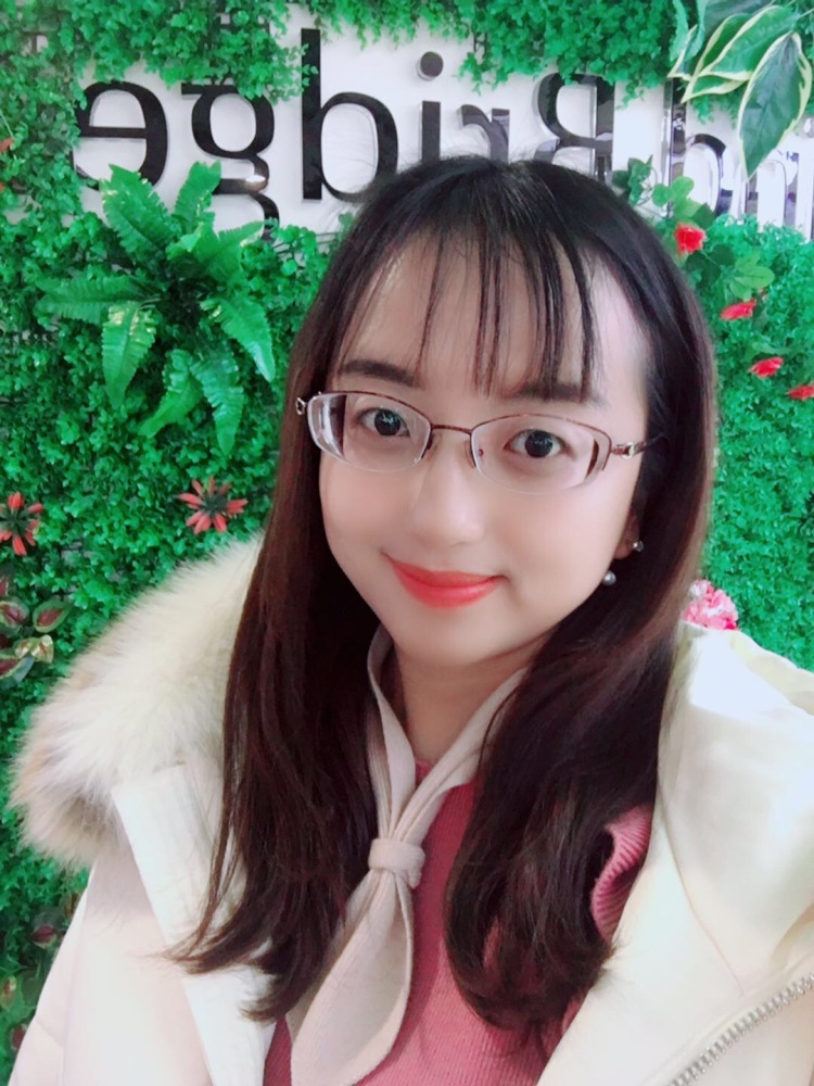 ?白小小?-山西省·太原市·万柏林区--爱拍照,会修图,脾气好,身材好,貌美音甜,大平台主播