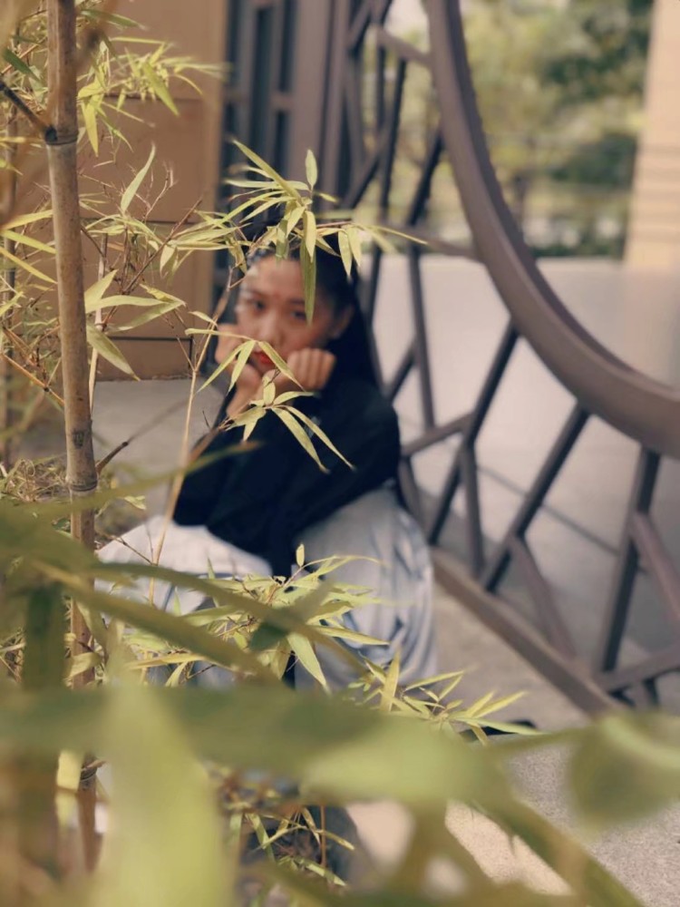 芸浅-广东省·广州市·番禺区--芸芸众生,浅过浅行。
初来乍到,请多指教。
——芸浅