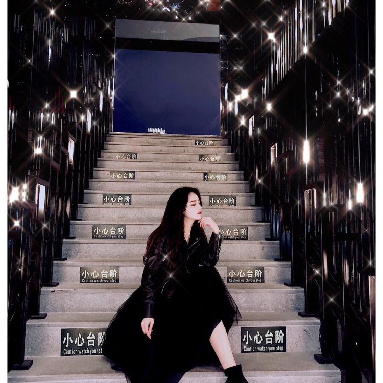 작은 별-广西壮族自治区·南宁市·青秀区--承接摄影 街拍 淘宝 商业礼仪活动 坐标南宁
不接外地拍摄 私房勿扰