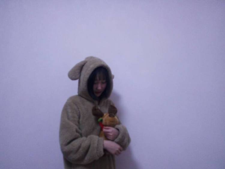 子涵.-山东省·菏泽市·东明县-抖音。***-身高172 体重100 喜欢拍照 接网拍!!!接买家秀.