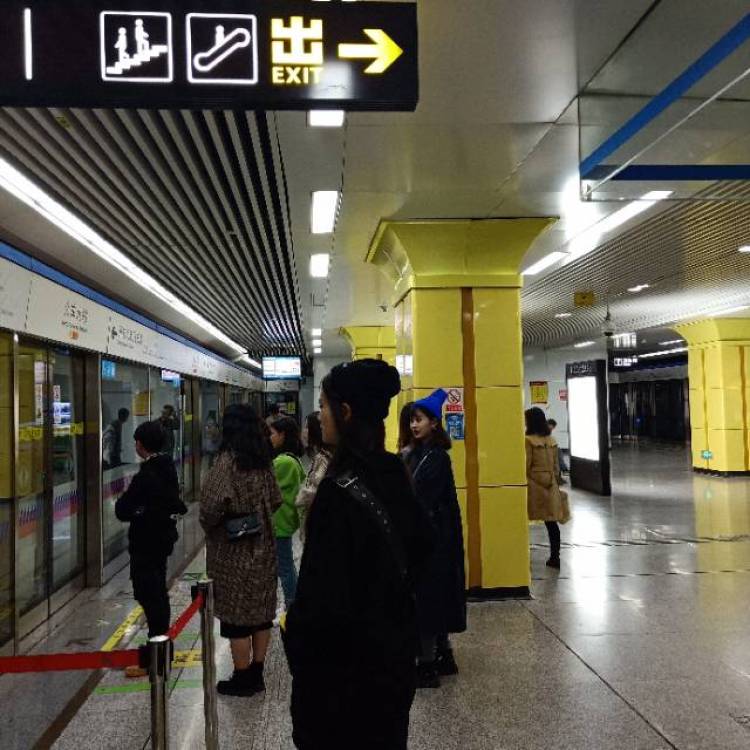 Cok_-云南省·昆明市·盘龙区--新人报到,主要接服饰类,诚信合作~